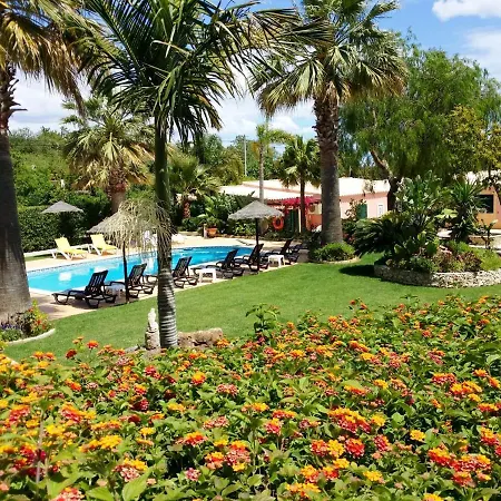 One Bedroom Appartement With Shared Pool And Furnished Terrace At Odiaxere 5 Km Away From The Beach *
