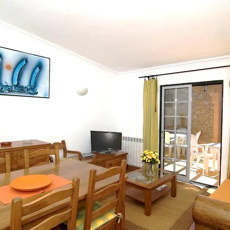 One Bedroom Appartement With Shared Pool And Furnished Terrace At Odiaxere 5 Km Away From The Beach Apartment