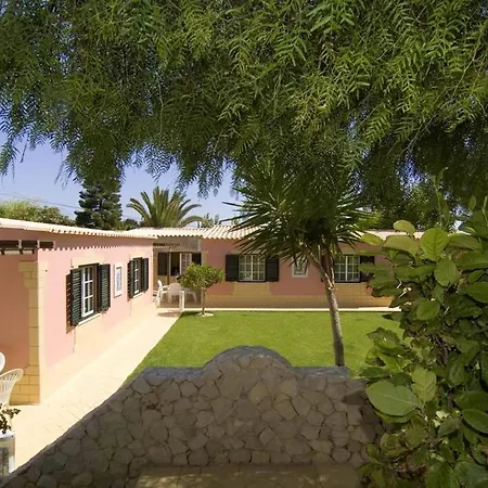Apartment One Bedroom Appartement With Shared Pool And Furnished Terrace At Odiaxere 5 Km Away From The Beach *